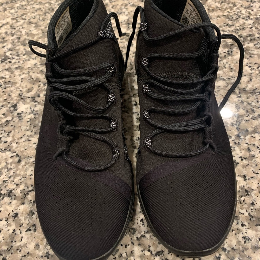 Under Armor sneakers size 7.5 US women